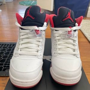 Air Jordan 5 Retro sz 4 GS Fire Red